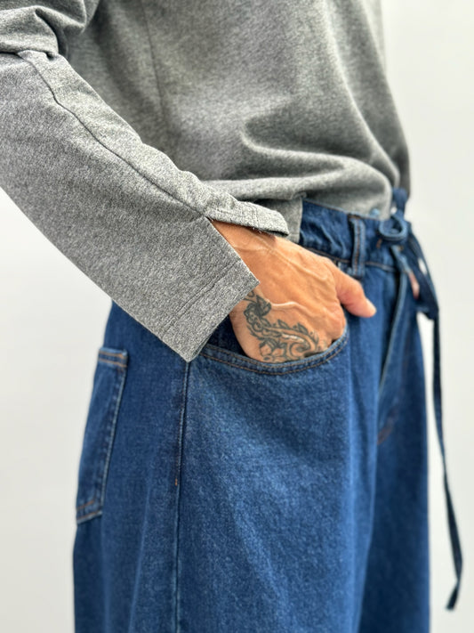 Jeans with drawstring