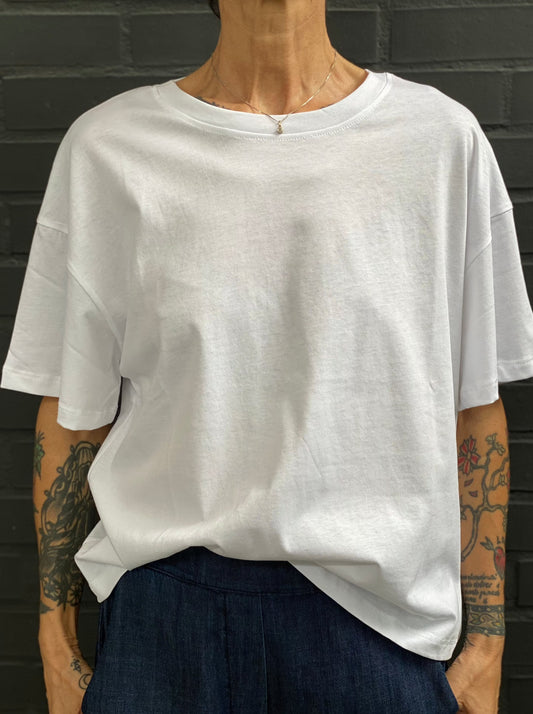 Boxy fit T-shirt with dropped shoulder