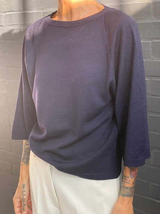 Top with wide sleeve