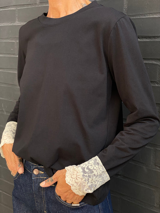 T-shirt con fondo in pizzo (Copia)