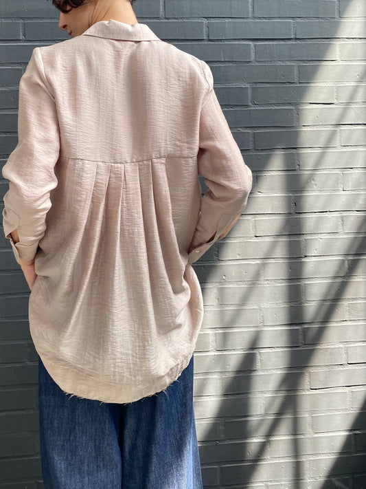 Camicia lunga con pieghe