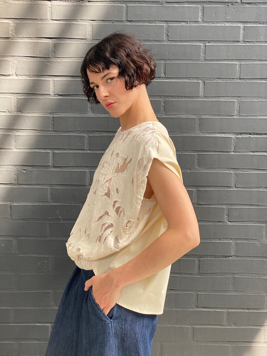 Blusa con elastico devorè