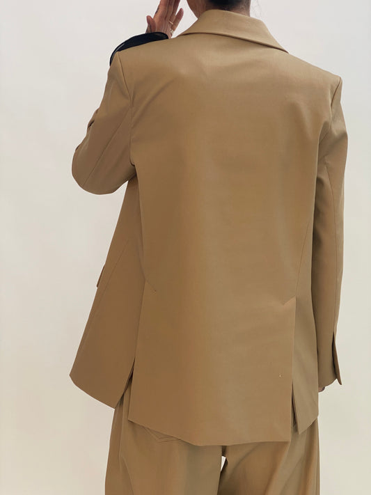 Single-breasted blazer with applique