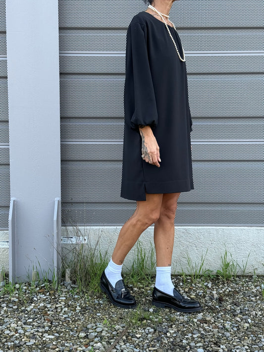 Short dress
