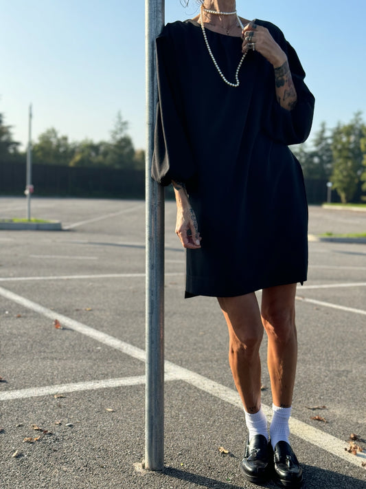 Short dress
