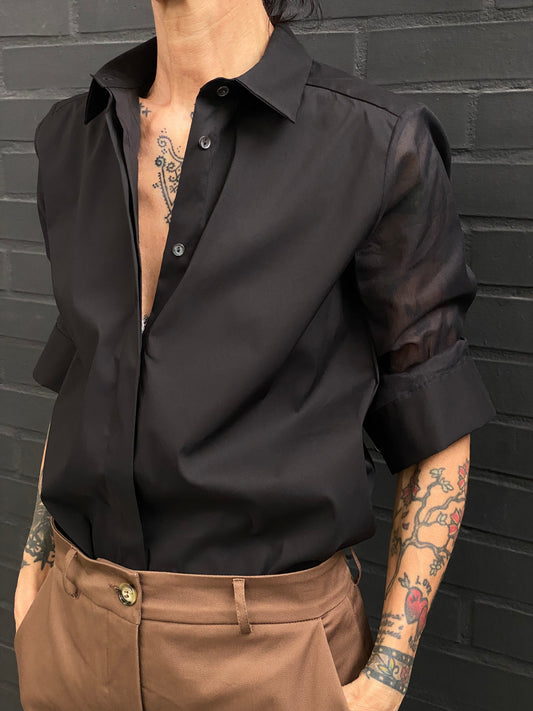 Men's shirt with muslin sleeves