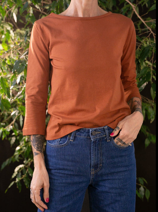 3/4 sleeve T-shirt with boat neckline