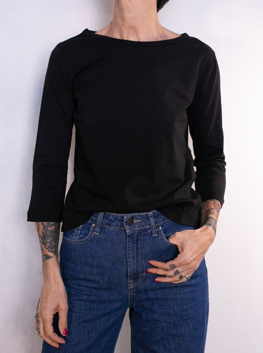 3/4 sleeve T-shirt with boat neckline
