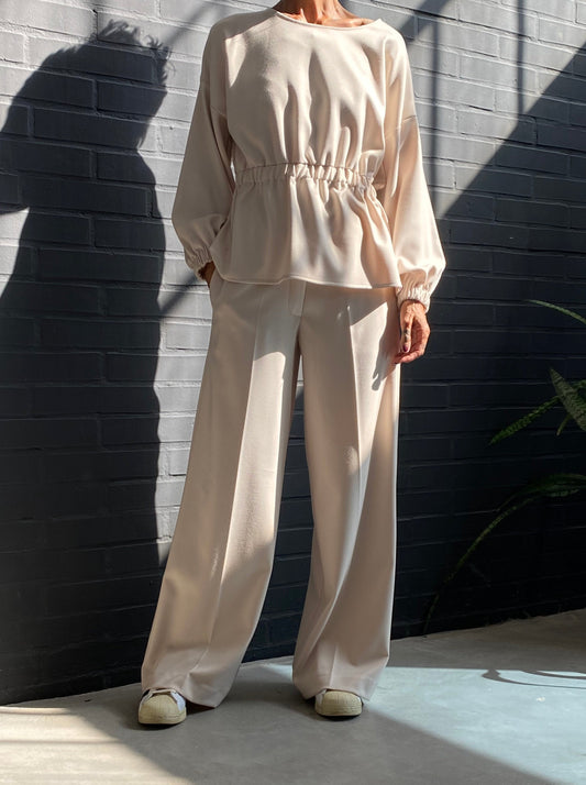 Wide leg trousers