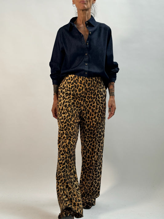 Pantalone in twill leo print