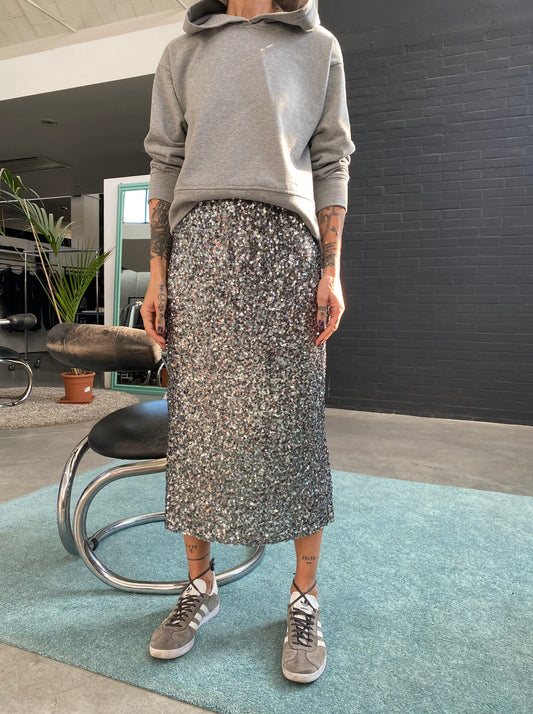 Sequined pencil skirt