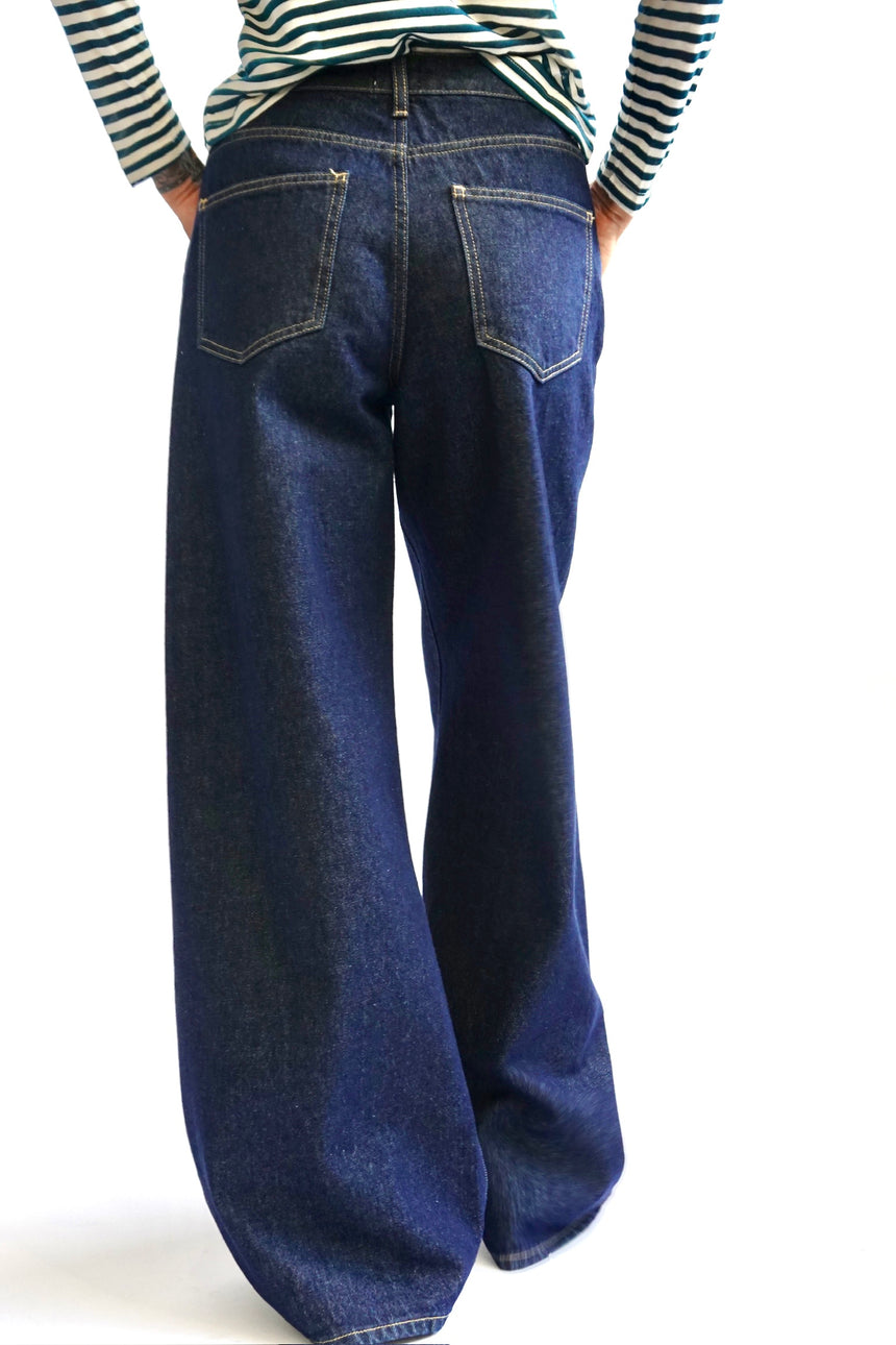 Loose Fit Jeans