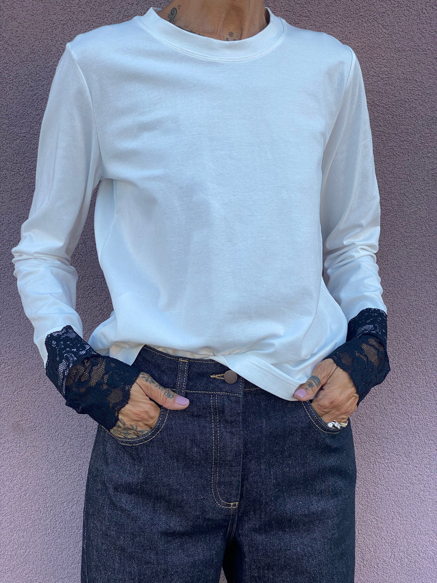 T-shirt con fondo in pizzo (Copia)