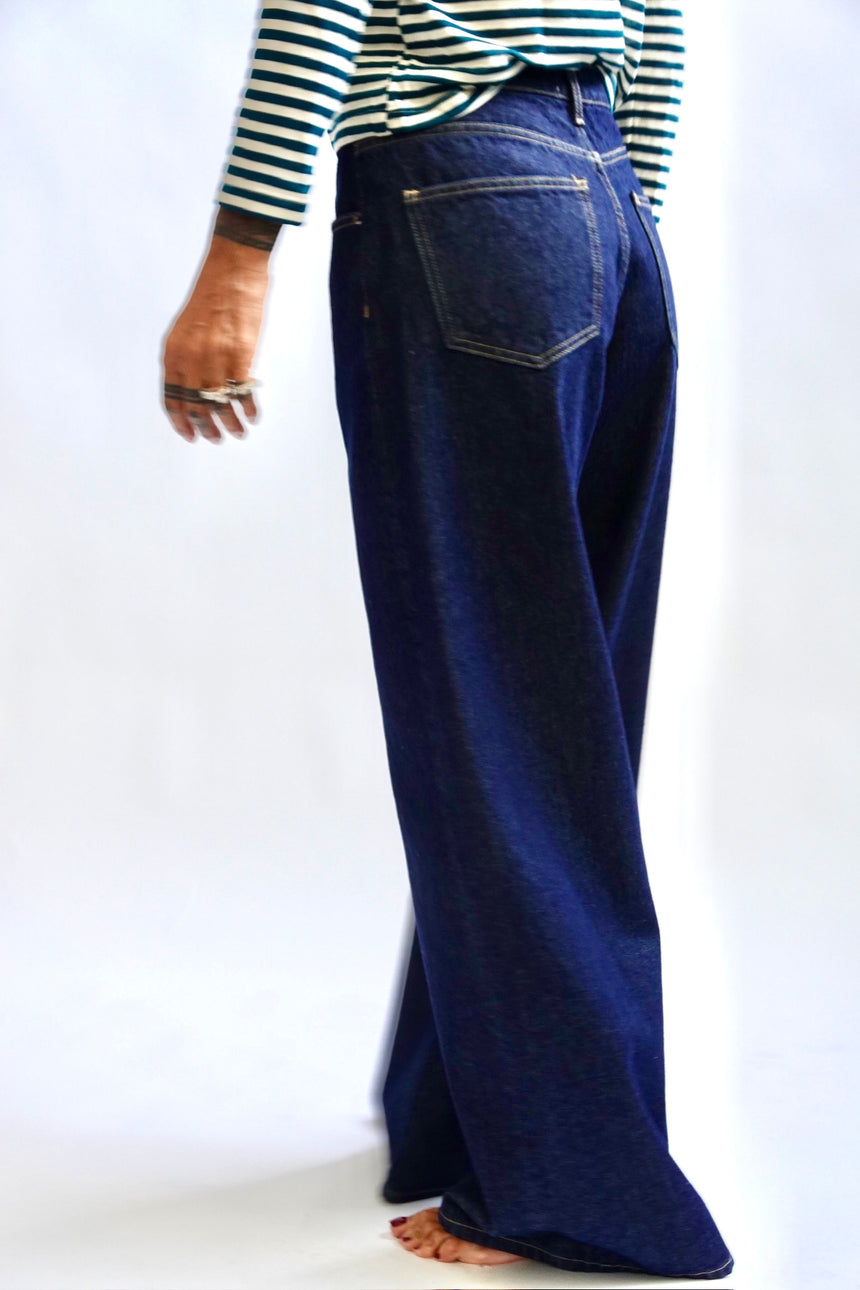 Loose Fit Jeans