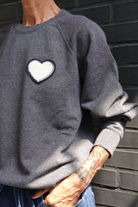 Raglan sweatshirt