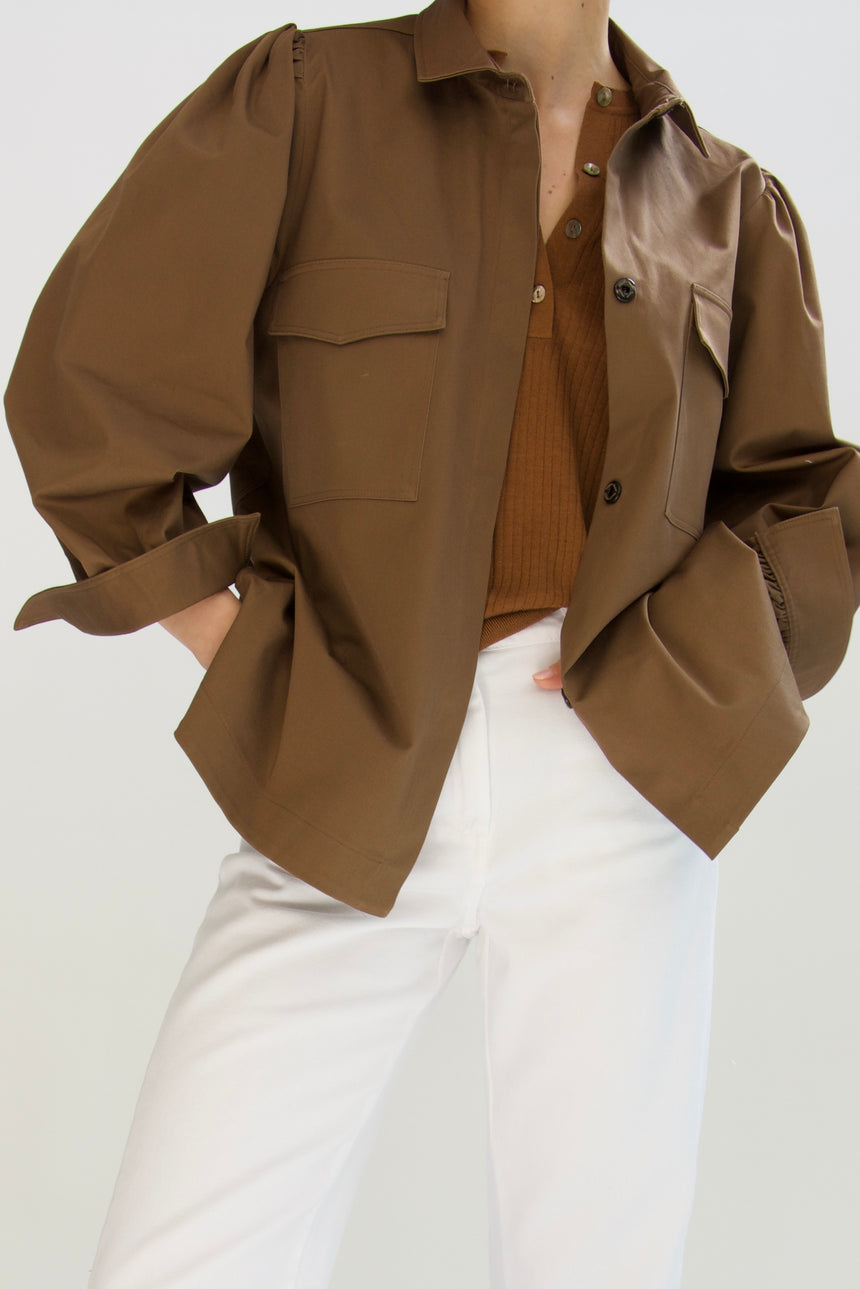 Overshirt con arriccio sulla spalla