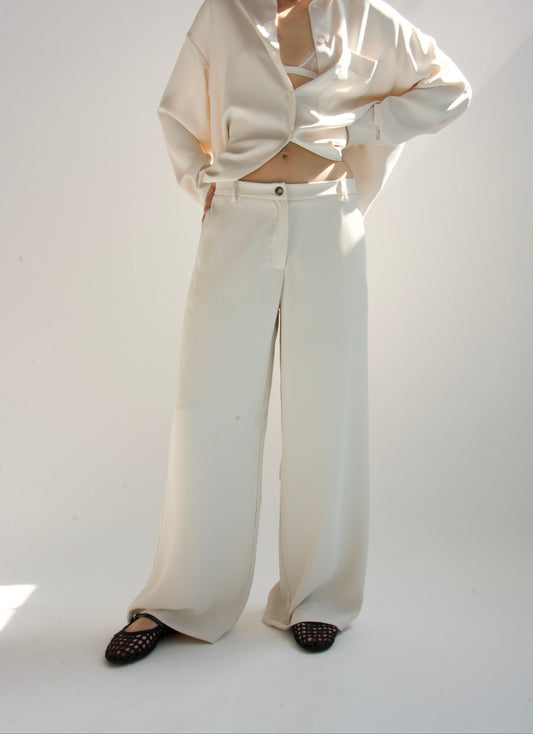 Pantalone largo