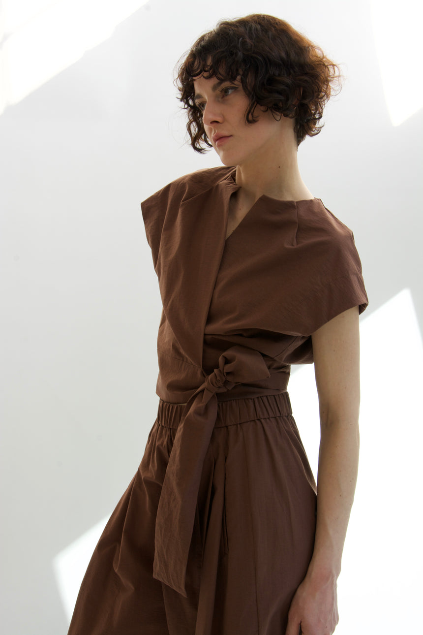 Blouse with sash