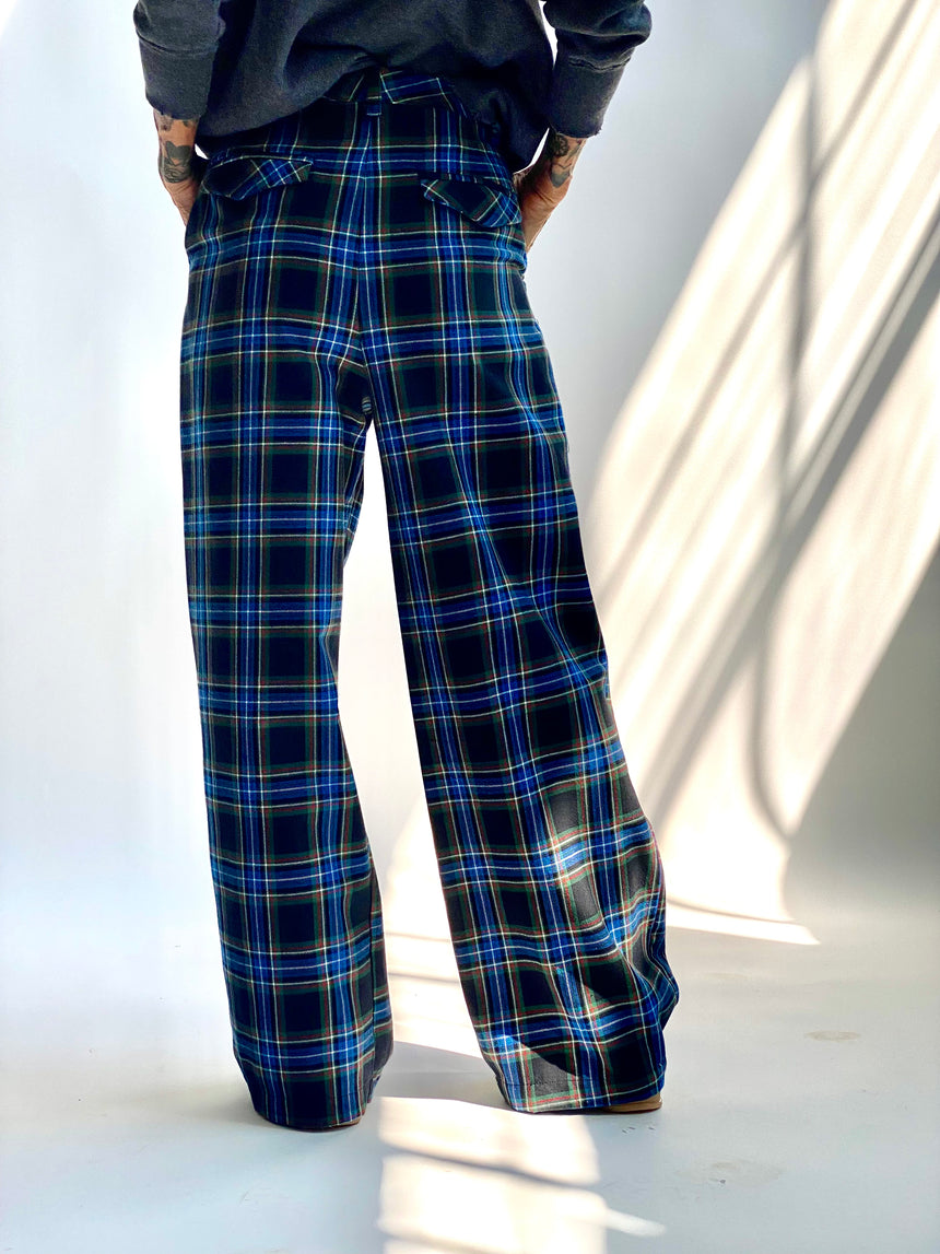 Pantalone con pinces tartan