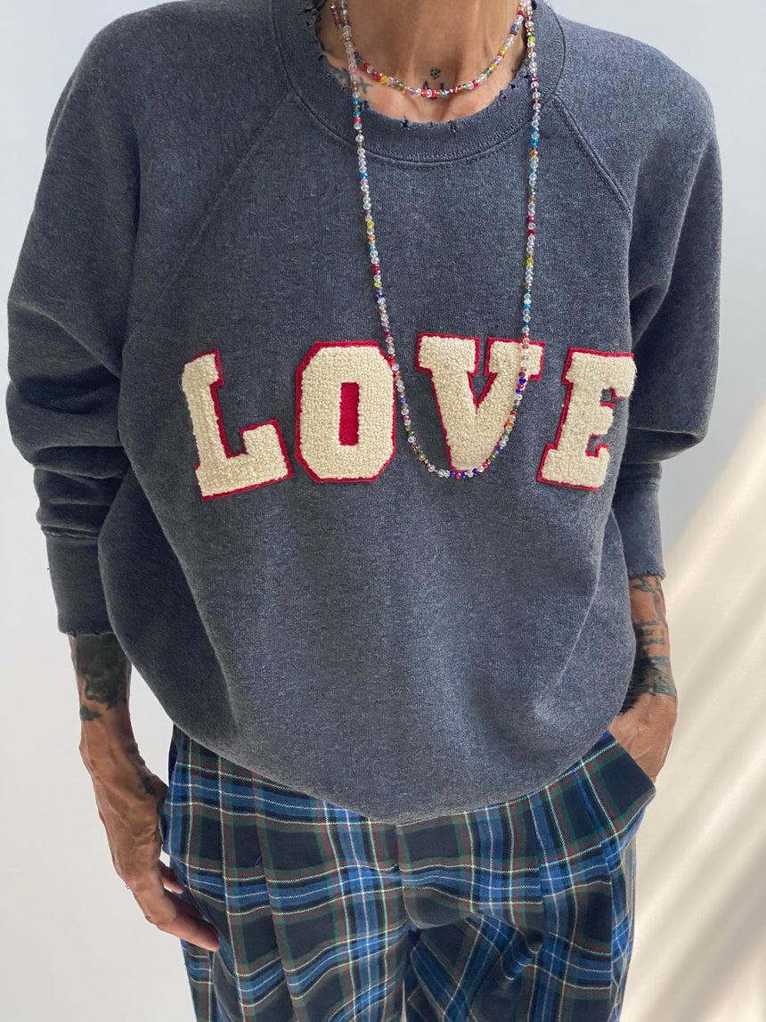 Raglan sweatshirt