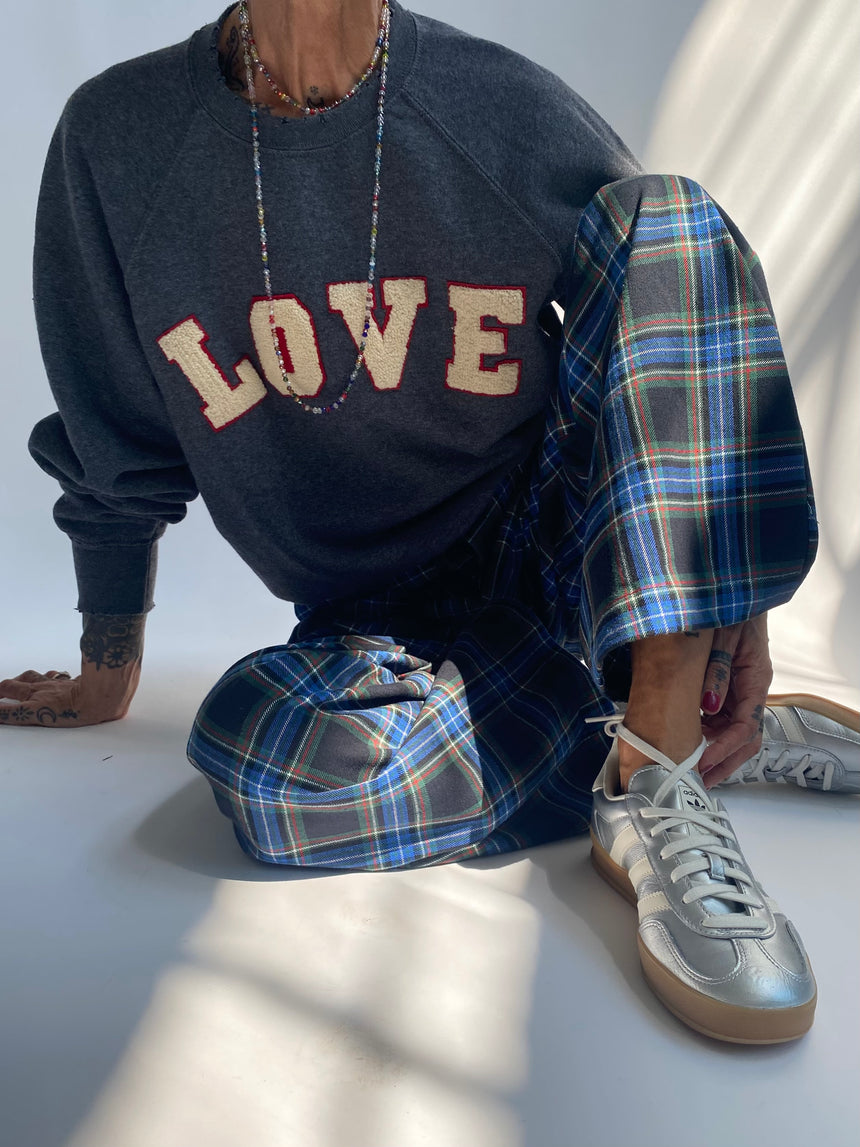 Raglan sweatshirt