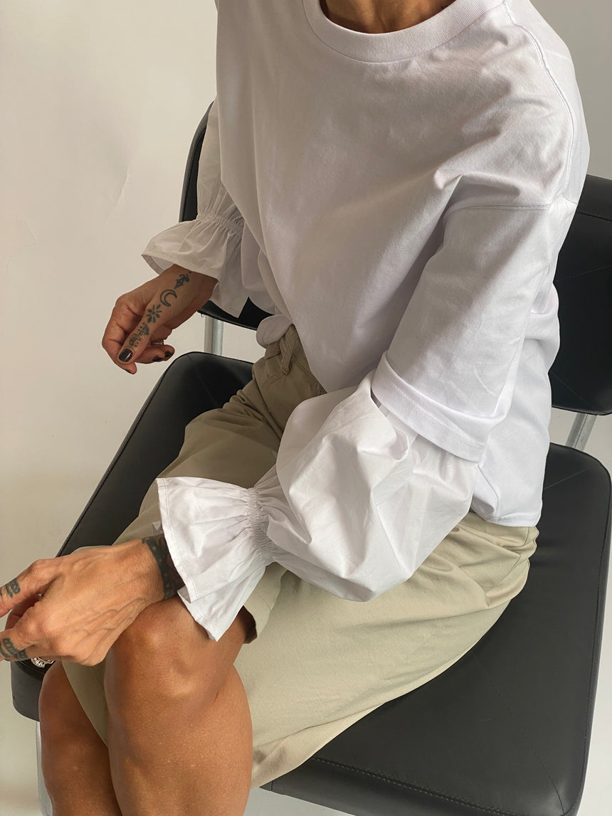 T-shirt girocollo spalla scesa con manica in popeline