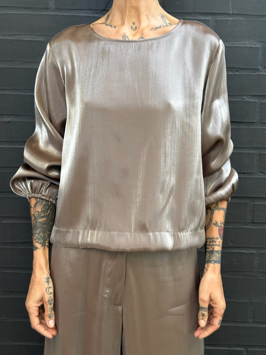 Iridescent blouse