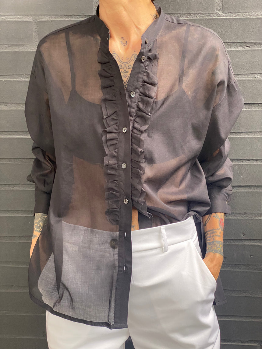 Camicia  in mussola con doppia frappa