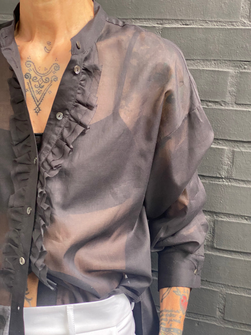 Camicia  in mussola con doppia frappa