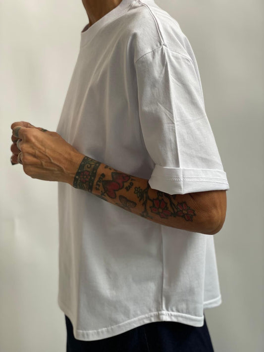 T-shirt girocollo spalla scesa