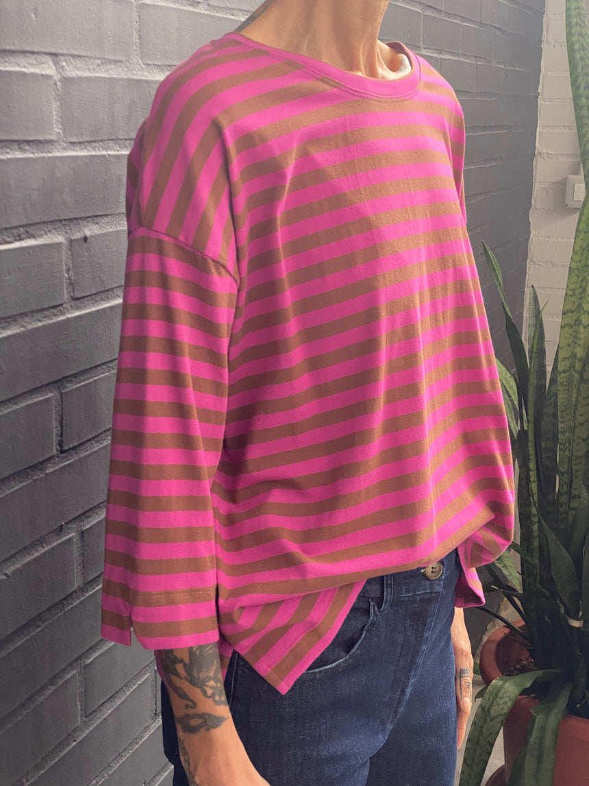 3/4 sleeve striped T-shirt