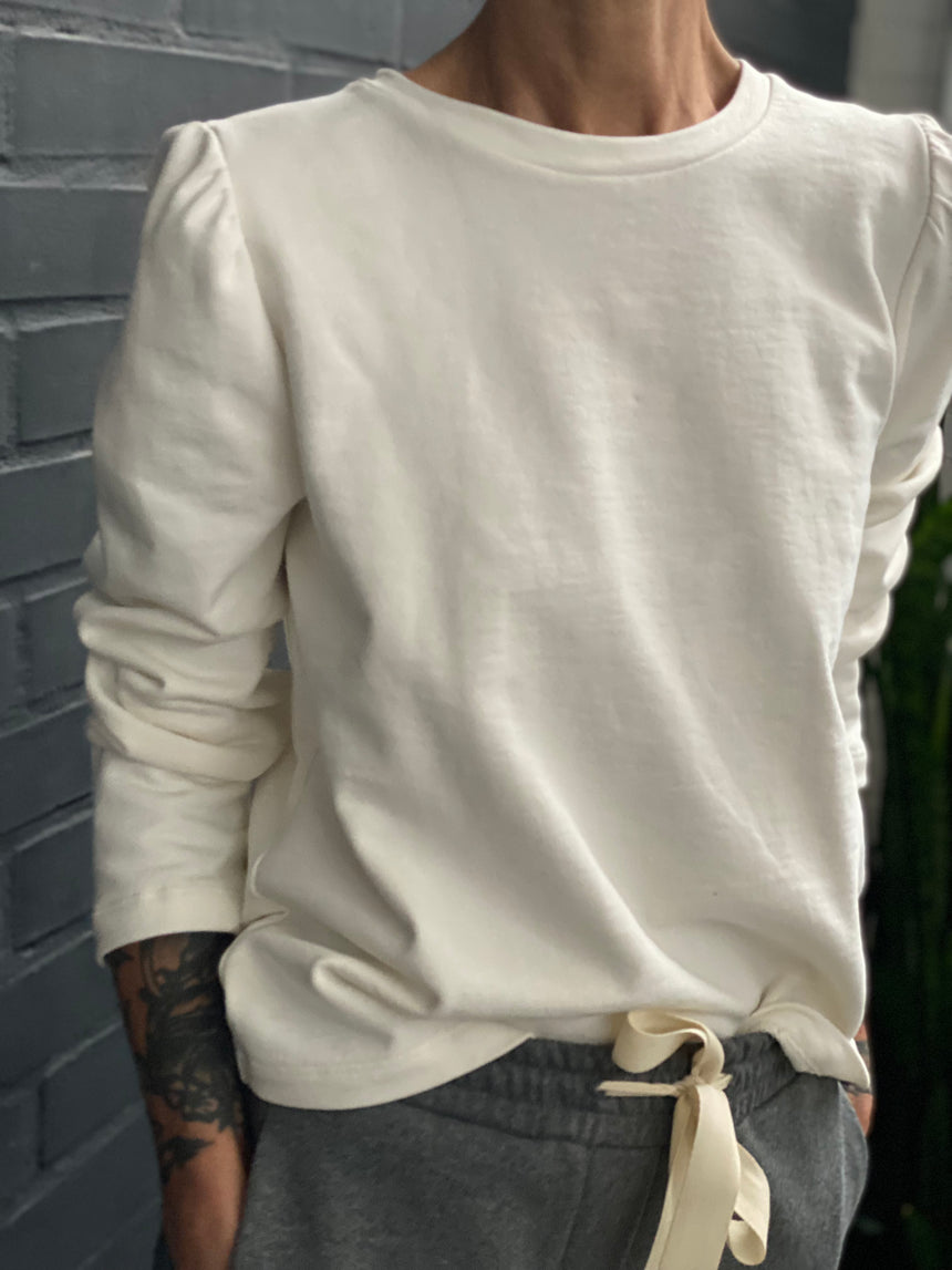 Puff shoulder sweatshirt