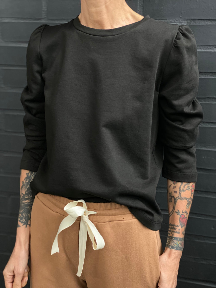 Puff shoulder sweatshirt